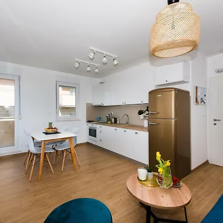 Blue Laguna With Seaview