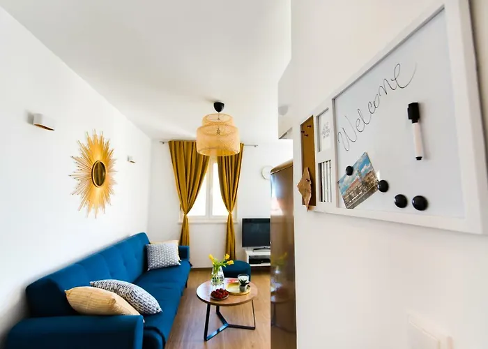 Apartment Blue Laguna With Seaview Split
