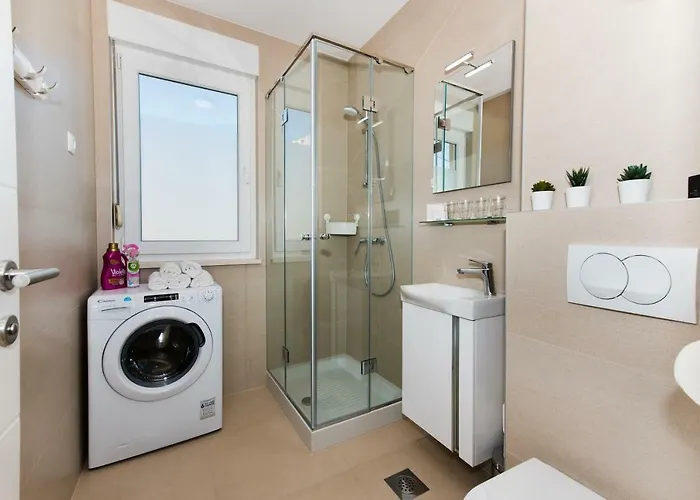 Blue Laguna With Seaview Apartamento Split